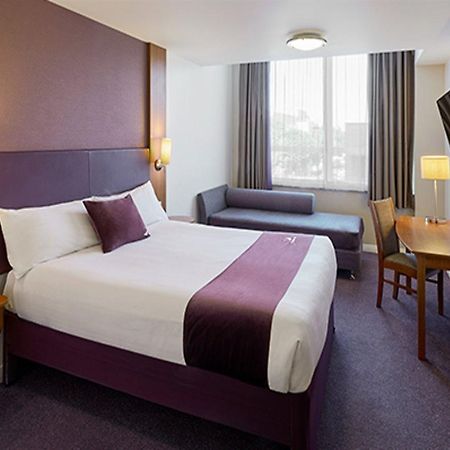 Premier Inn Warrington South 외부 사진