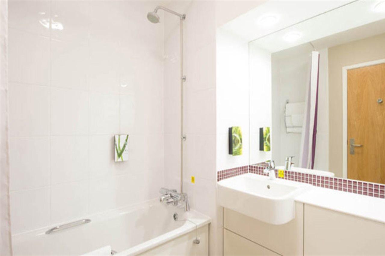Premier Inn Warrington South 외부 사진