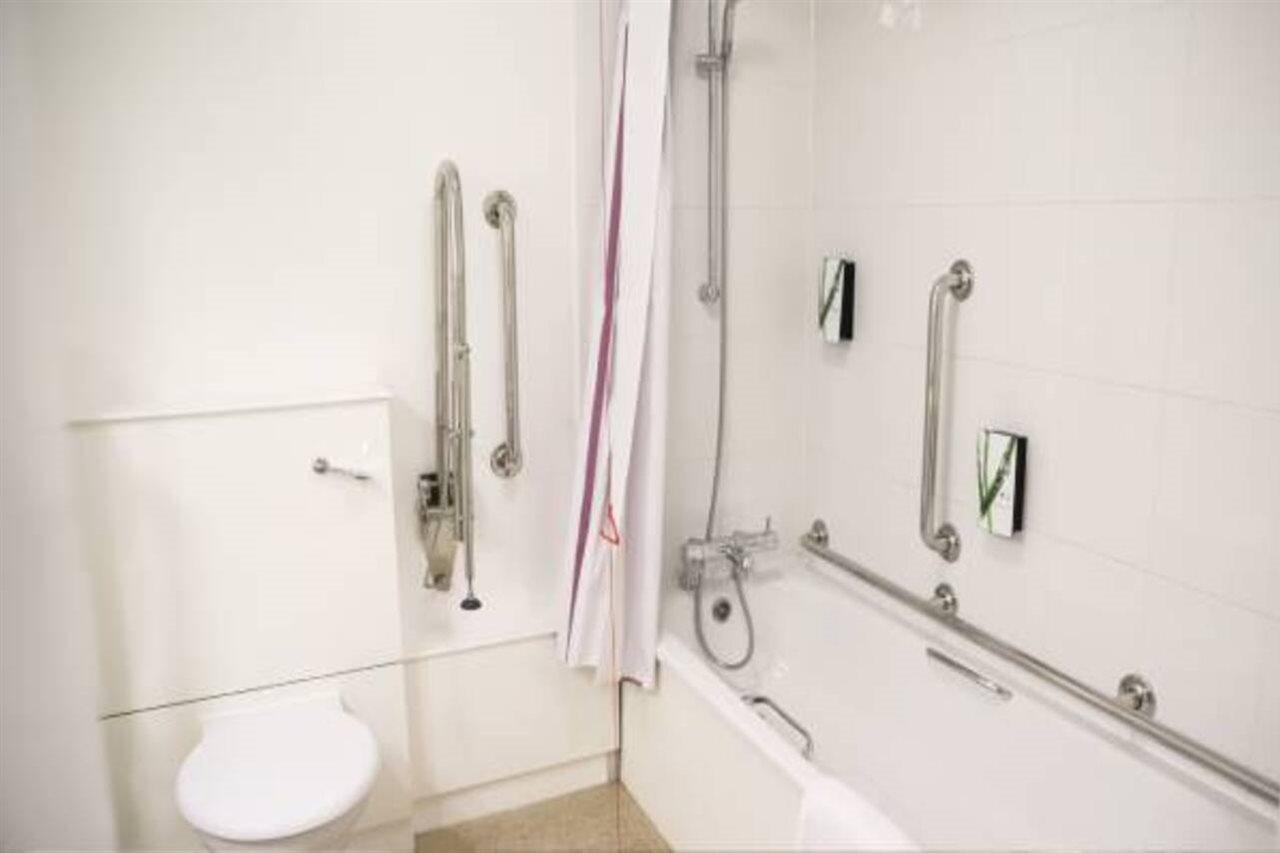 Premier Inn Warrington South 외부 사진
